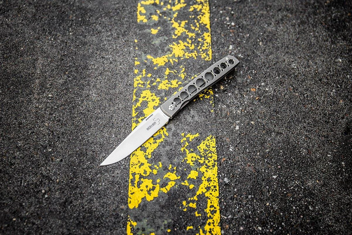 Böker Plus Urban Trapper 42 01BO735 Couteau De Poche, Brad Zinker Design 9 Böker Plus Urban Trapper 42 01BO735 Couteau De Poche, Brad Zinker Design – Image 9